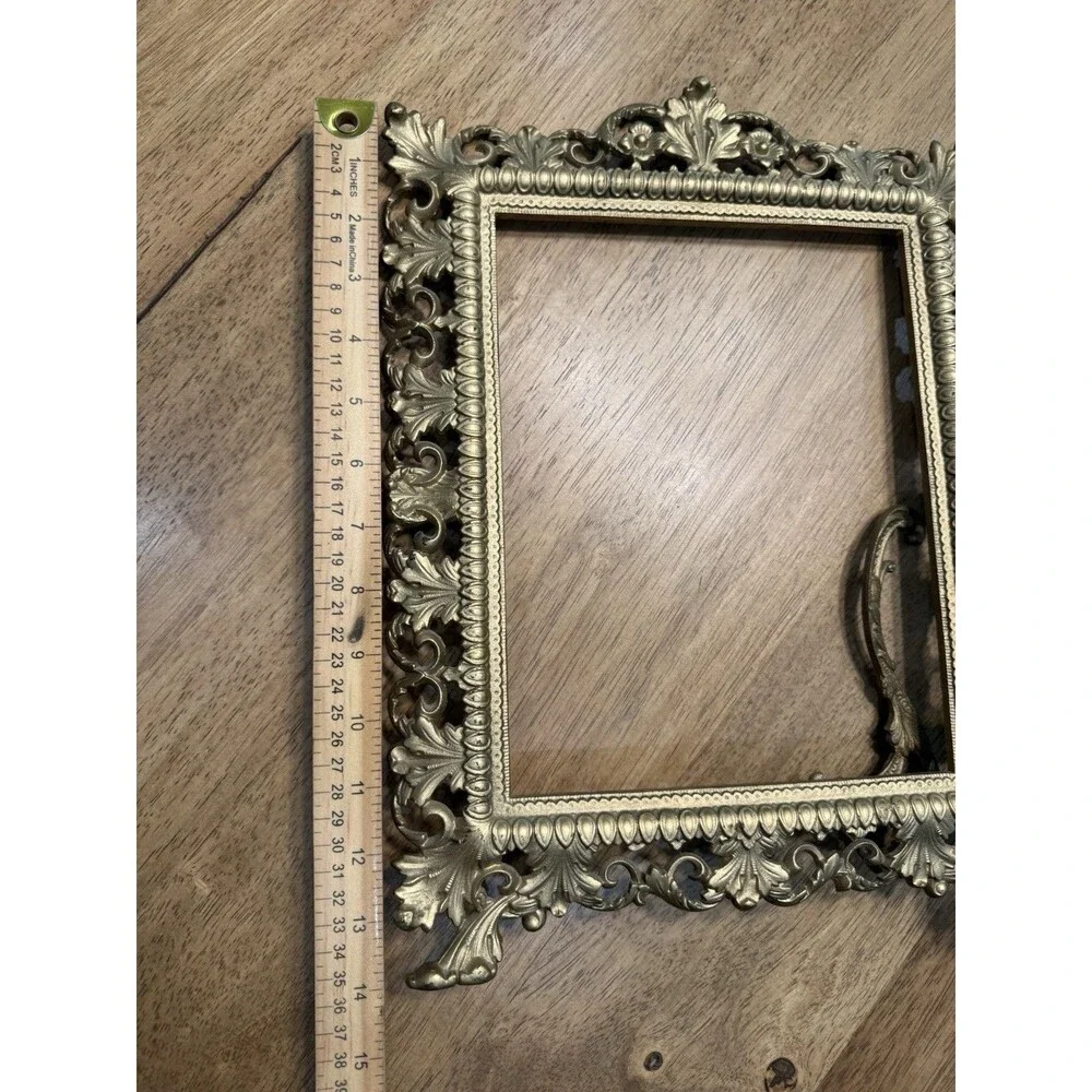 Vintage Ornate Gold Tone Picture Frame Easel Metal Baroque Rococo 8x10